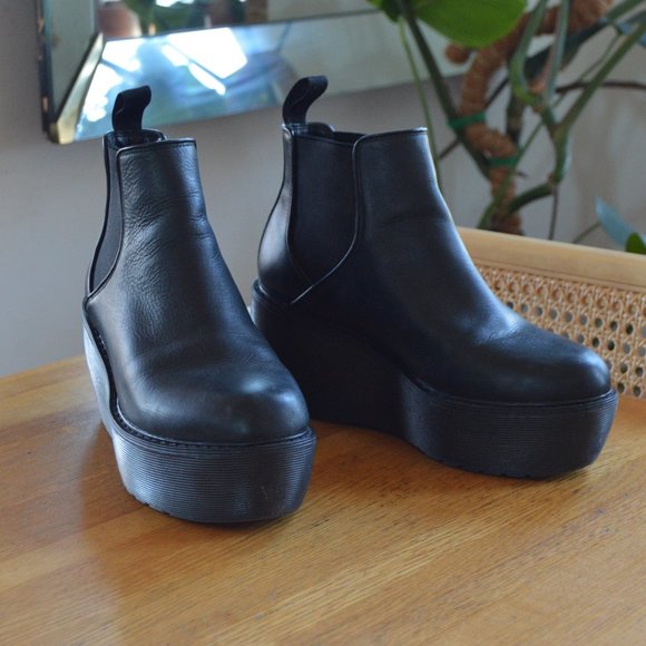 Dr. Martens Shoes - Rare Discontinued Black Platform Dr. Martens Size Womens 9